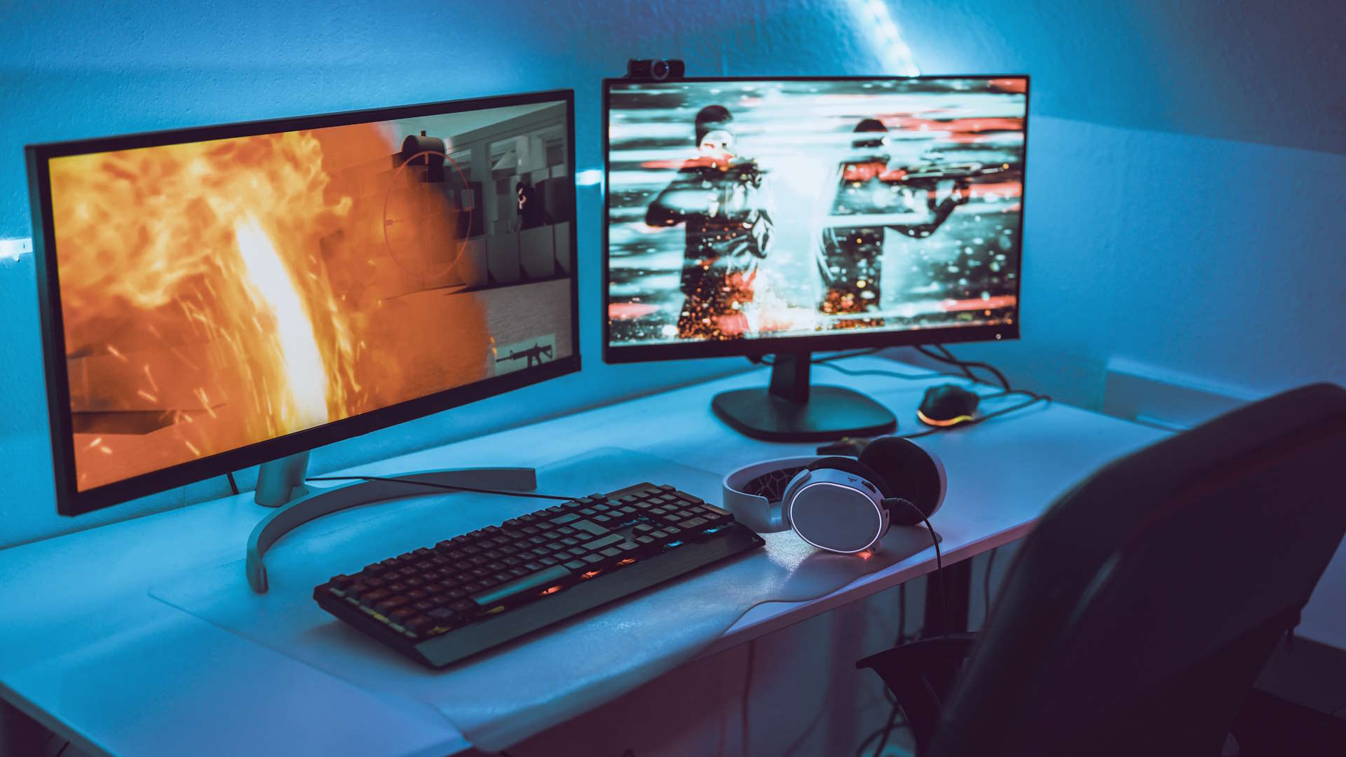 This subreddit dedicated to the worst computer setups on Earth makes